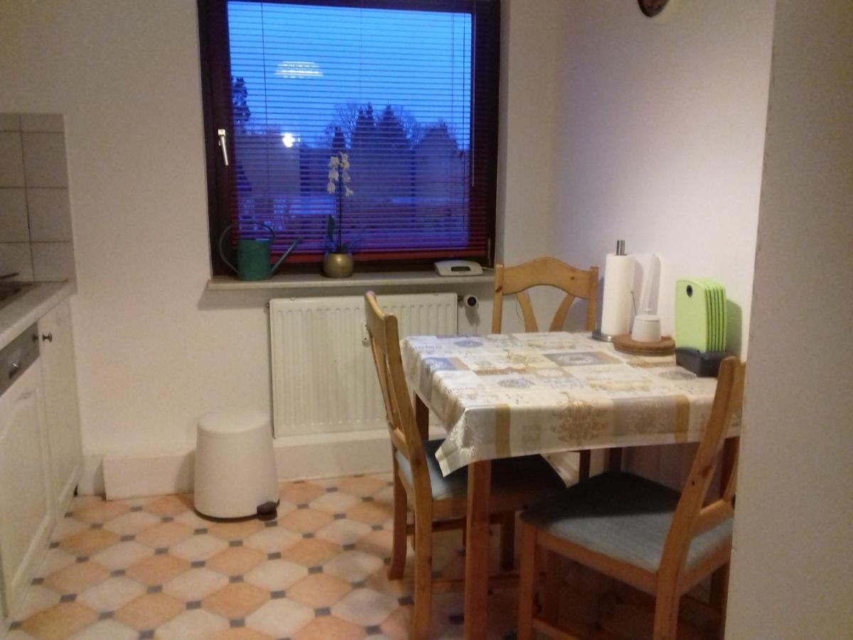 Ferienwohnung, Monteurwohnung Bis 6 Personen * Rottorf